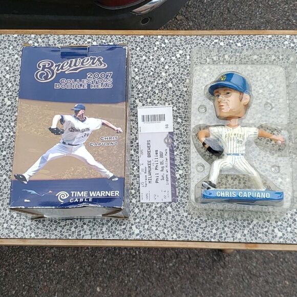 2007 Milwaukee Brewers Chris Capuano Bobblehead - Picture 3 of 11